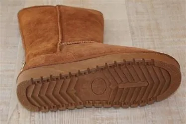 Boot - 9" Rugged Sole Sheepskin