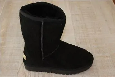 Boot - 9" Rugged Sole Sheepskin