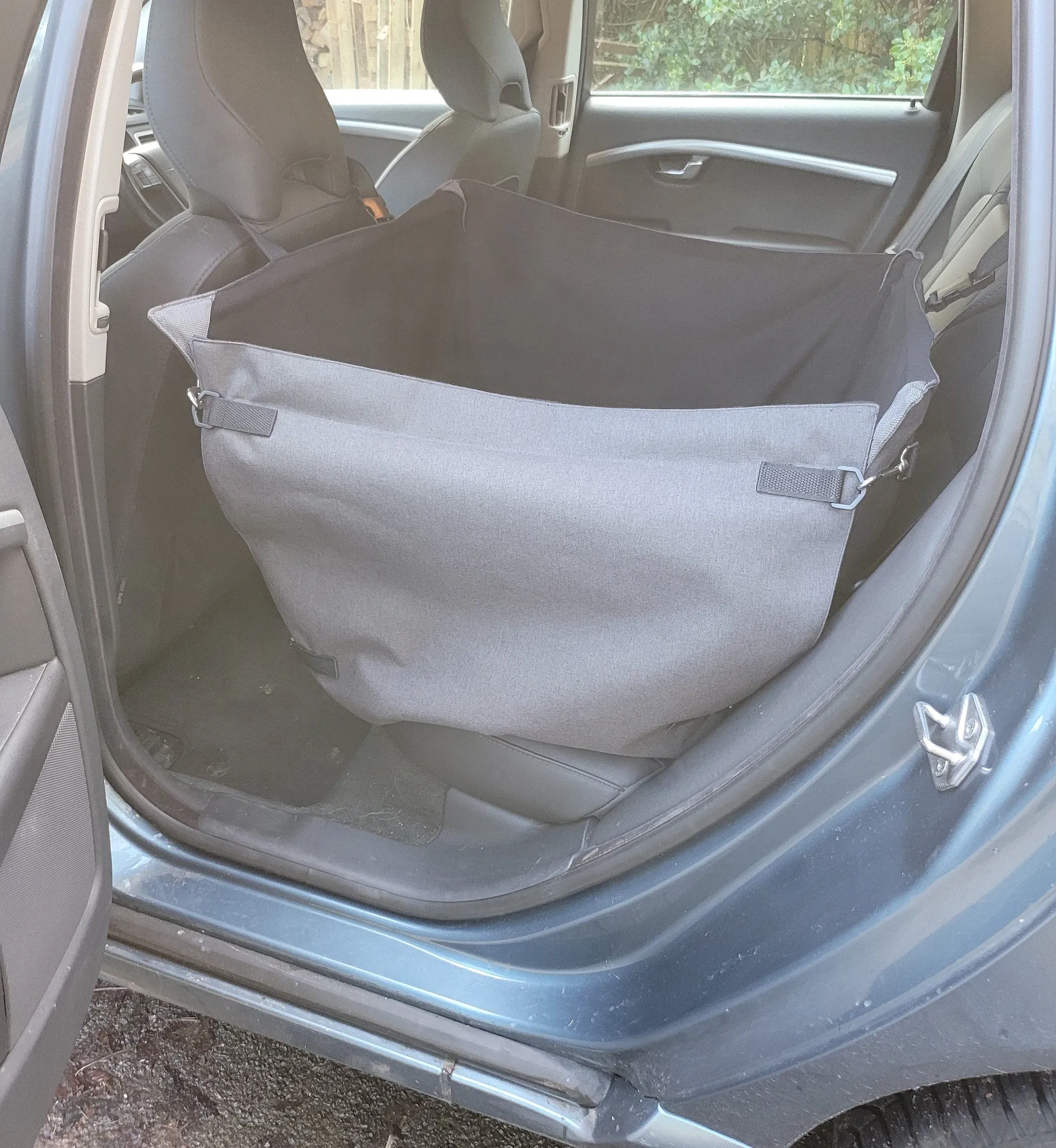 Car Cube dog seat