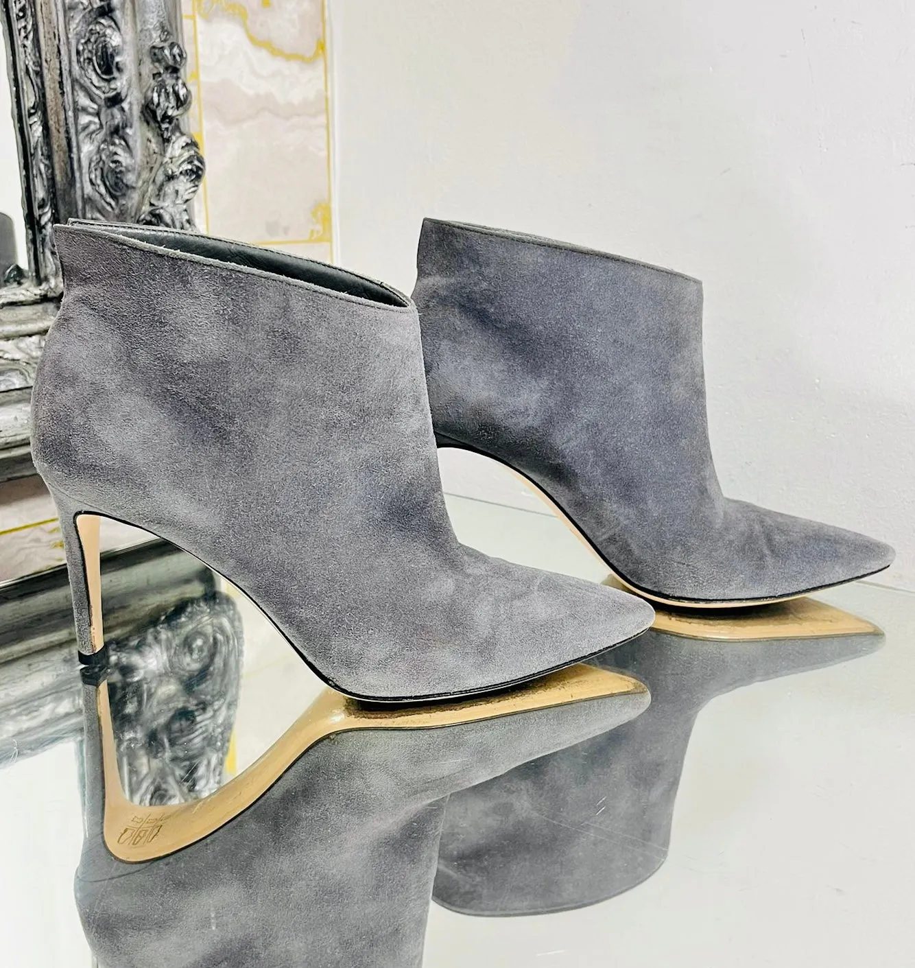 Gianvito Rossi Suede Ankle Boots. Size 35.5